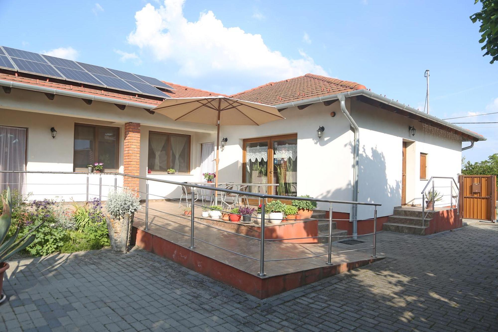 Füzesi Papa Vendégház Harta Esterno foto